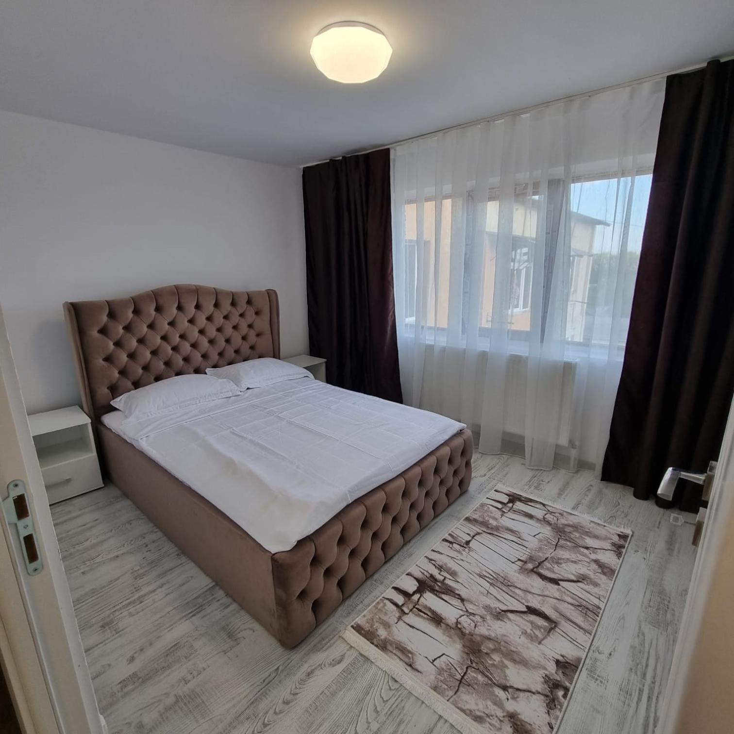 Lovely 2 Bedrooms Flat Cornelia- Central Corabia Exterior foto
